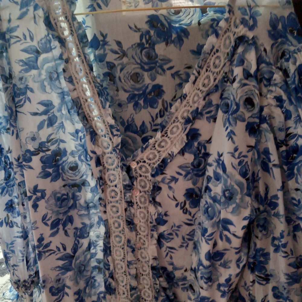 Women blouse